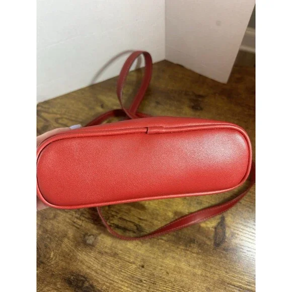 Liz Claiborne Red Crossbody Purse Gold Tone Hardware Flap Bag Classic Chic - Picture 8 of 12